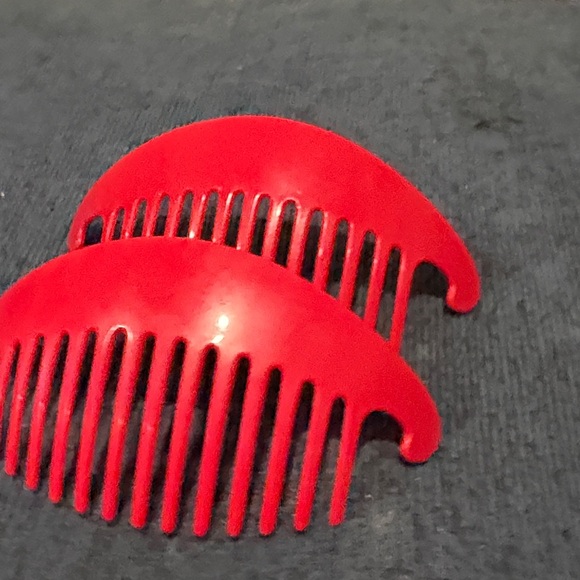 Red Hair Accessory - Picture 2 of 3